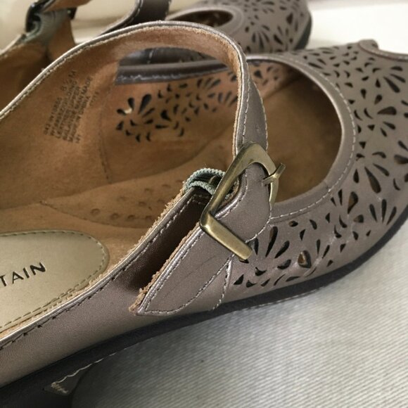 White Mountain Leather Heeled Slide - Picture 5 of 8